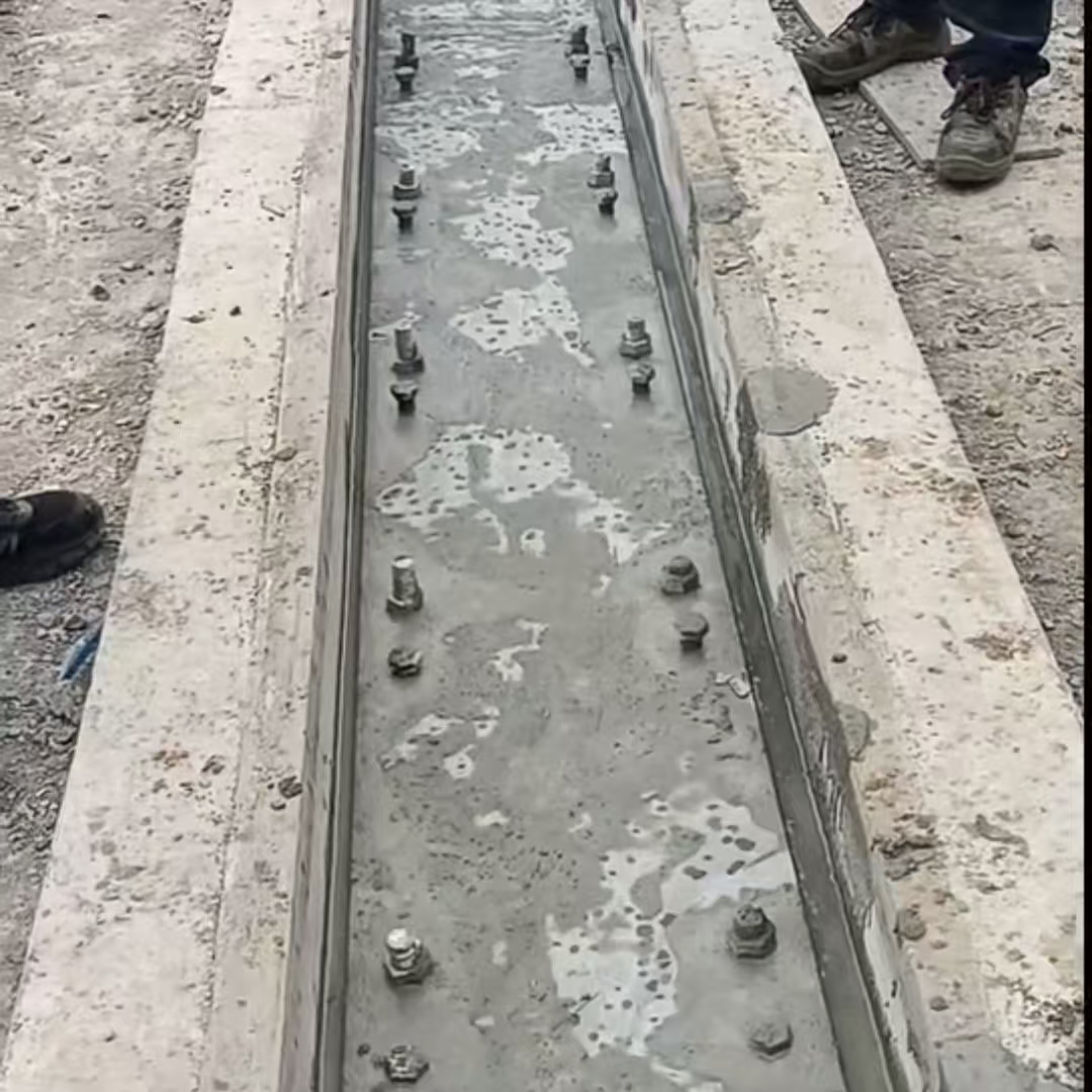 铁东环氧树脂轨道胶泥是什么？用在哪里？